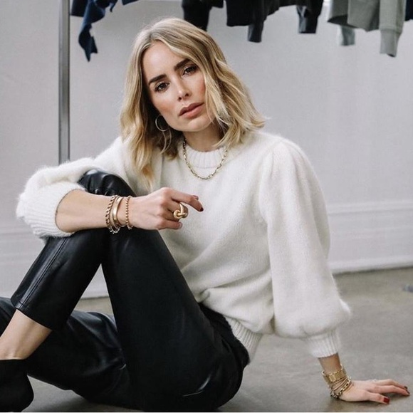 NWT $399 Anine Bing Rosalind Angora & Wool Sweater in White - Picture 2 of 8